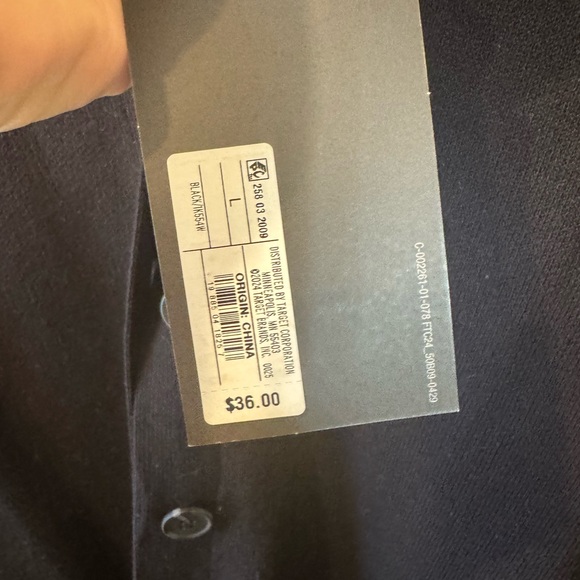 Chic Black Button-Up Cardigan - Picture 2 of 6